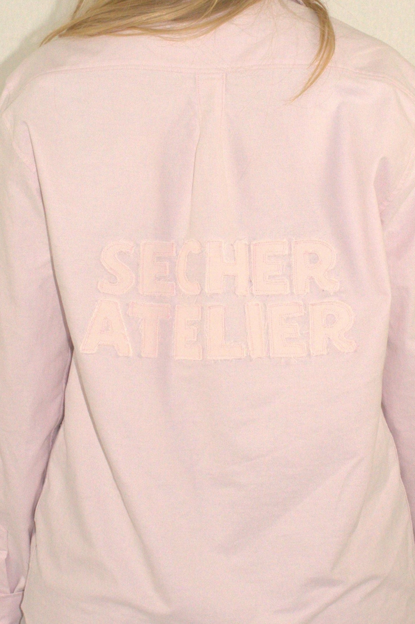 APPLIQUÉ SHIRT