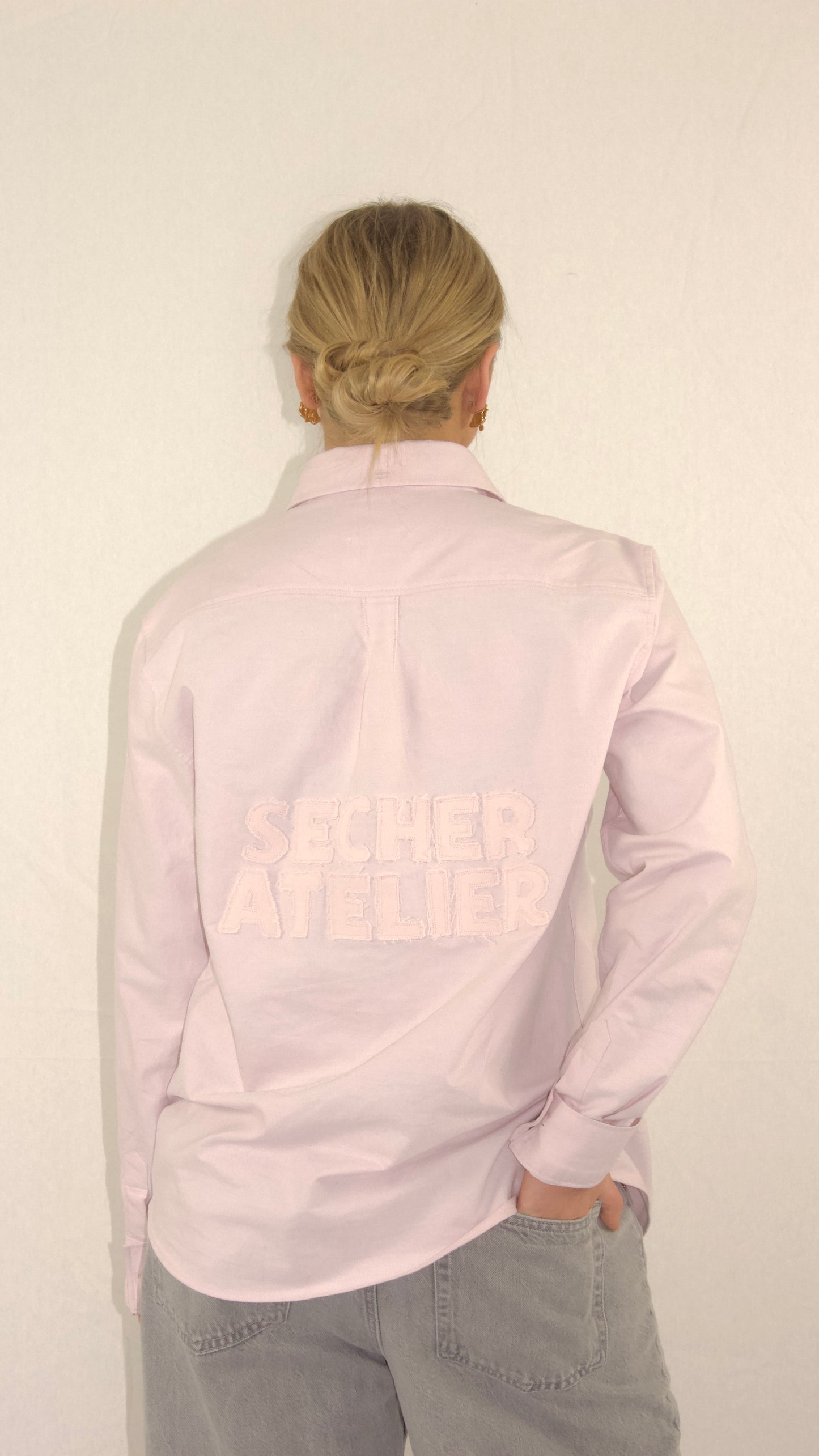 APPLIQUÉ SHIRT