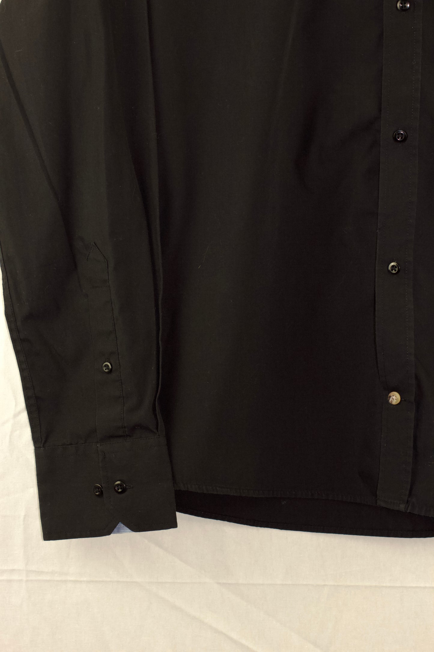 BLACK VINTAGE APPLIQUÉ SHIRT