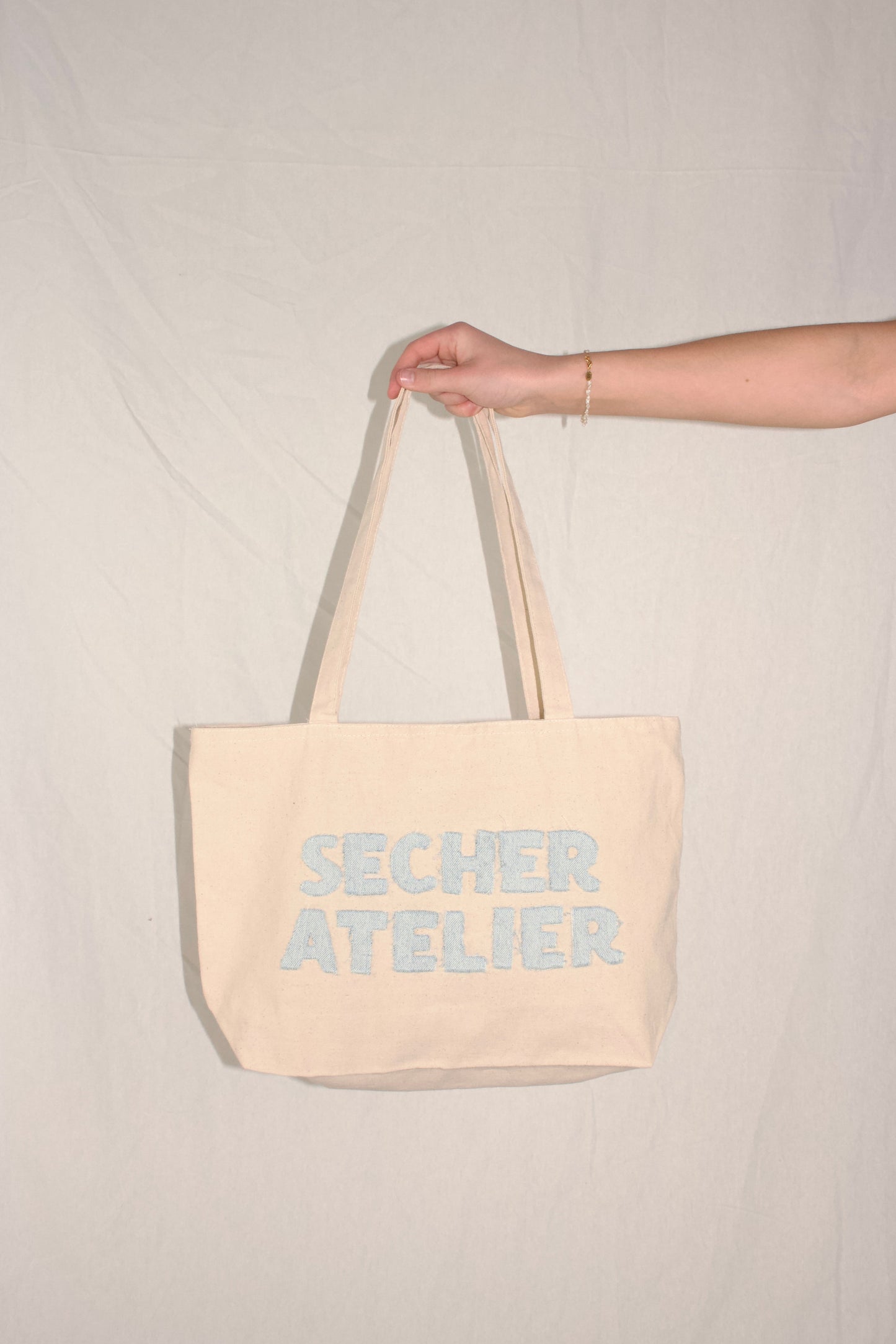 WASHED DENIM APPLIQUÉ TOTE BAG