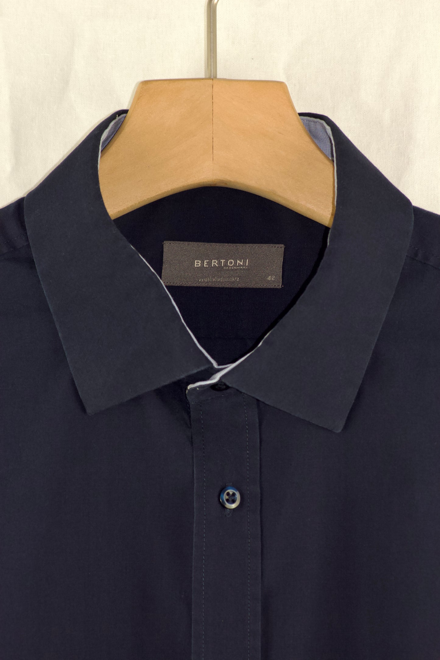 NAVY VINTAGE APPLIQUÉ SHIRT