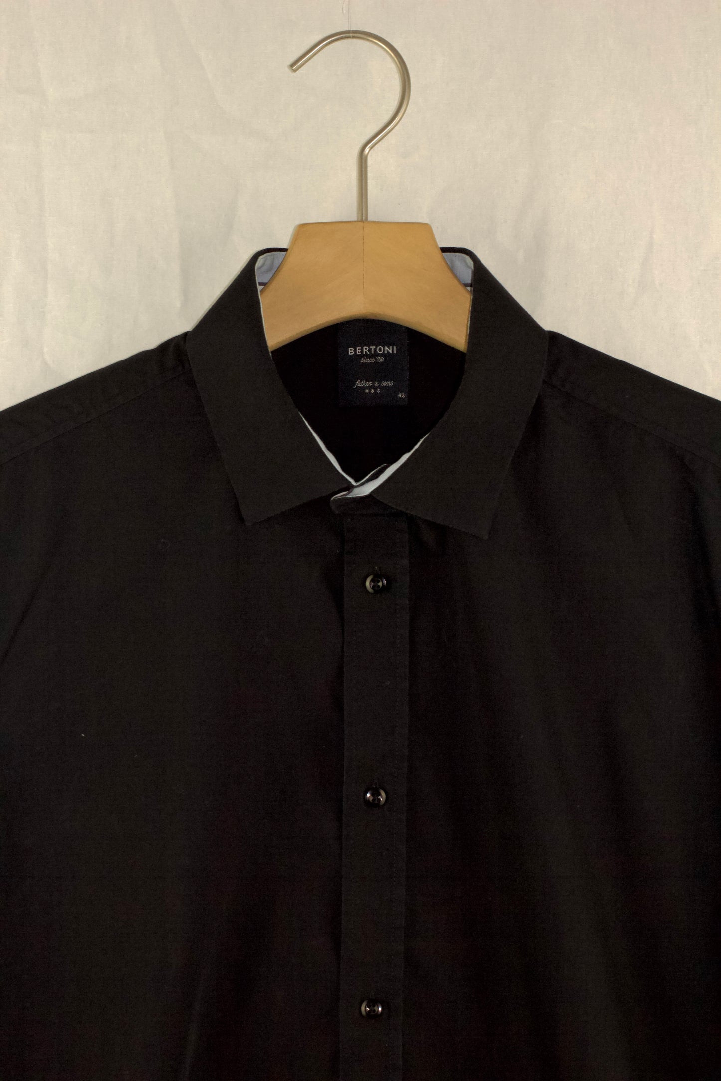 BLACK VINTAGE APPLIQUÉ SHIRT